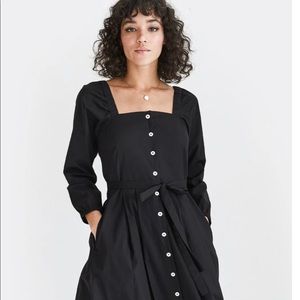 Vetta Capsule Square Neck Midi Dress